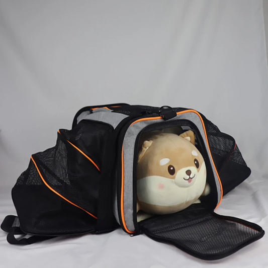 Pet Carrier Bag Foldable Expandable Travel Bag Mesh Breathable Outdoor Portable Pet Bag Suitable for Car Outdoor Travel